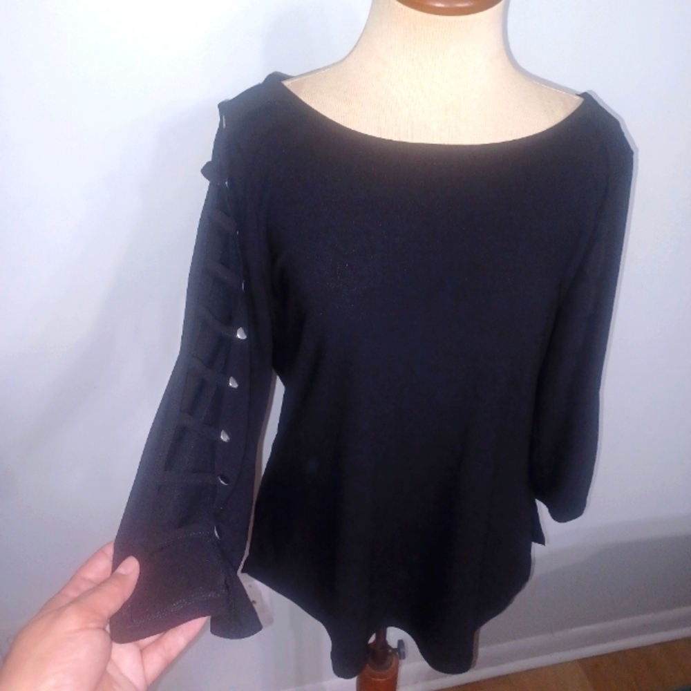 89th & Madison- 3/4 Sleeve Black Shirt- W Sz Medium